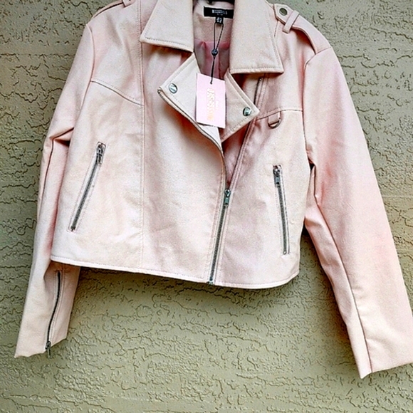 Misguided light pink faux leather moto jacket - Picture 3 of 12